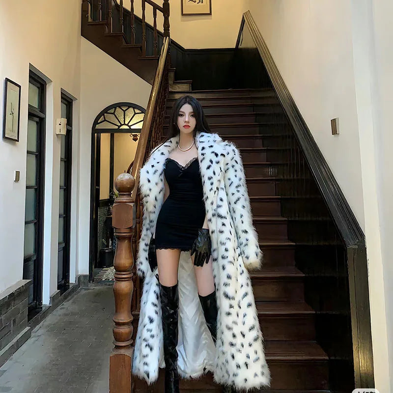 Fur & Faux Fur 2025 Winter Warm Women Fur Coat Fashion High Quality Temperament Long Sleeve Women Fur Coat Female Overcoat H146
