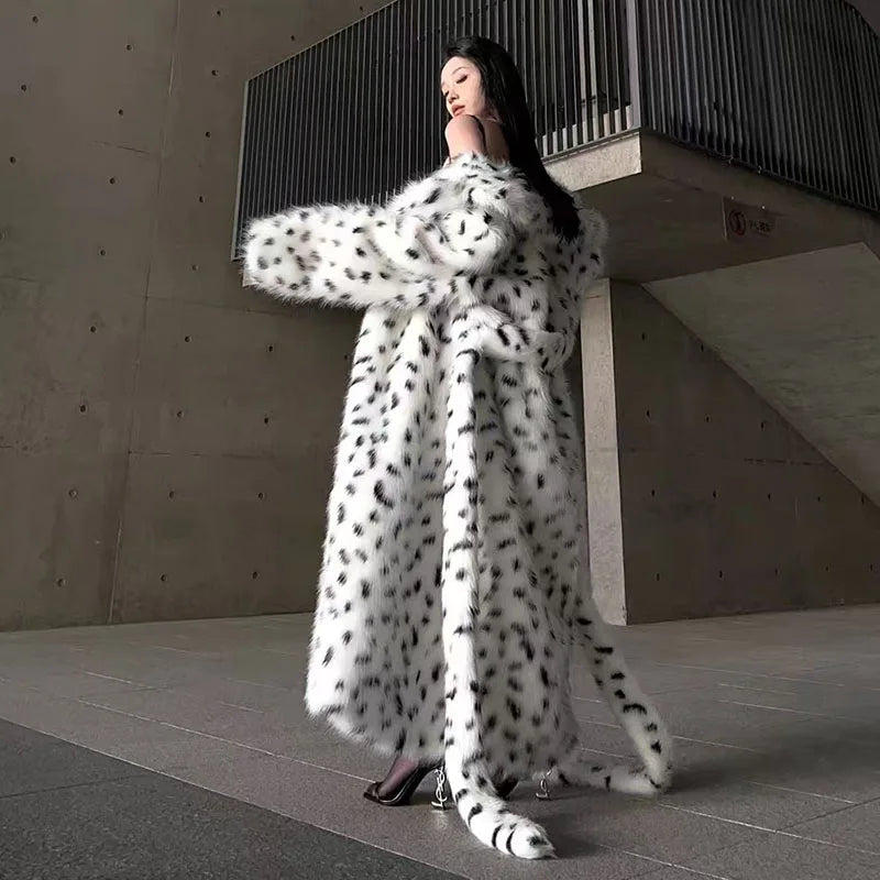 Fur & Faux Fur 2025 Winter Warm Women Fur Coat Fashion High Quality Temperament Long Sleeve Women Fur Coat Female Overcoat H146