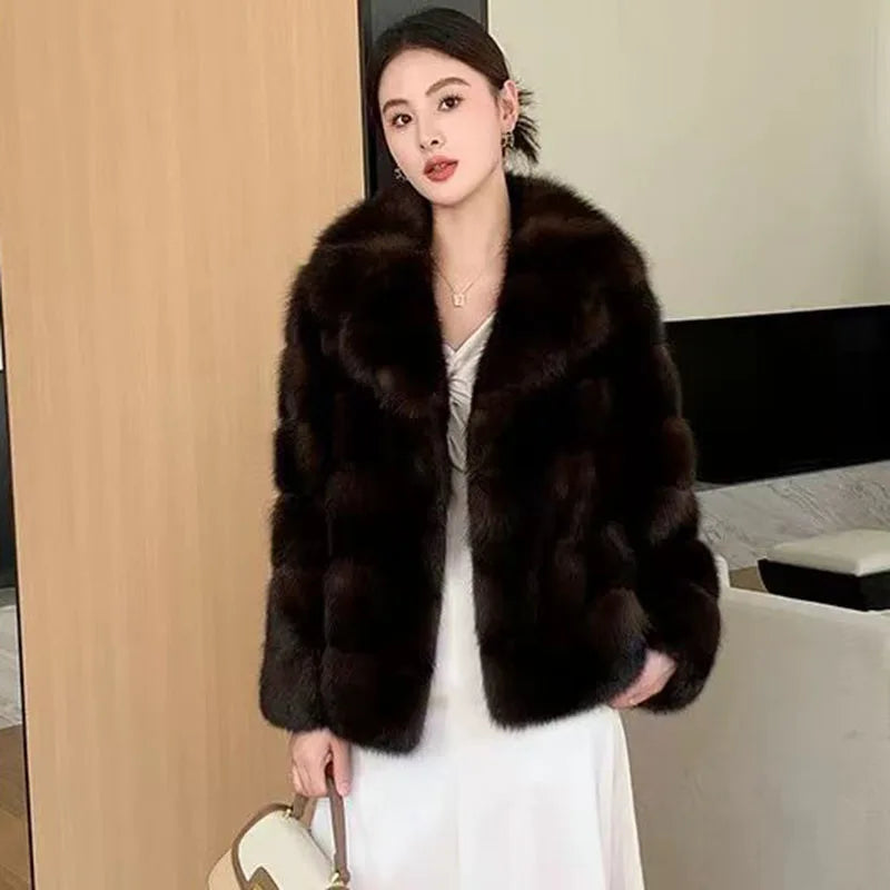 2025 New Winter High Quality Women Fur Coat Fashion Temperament Warm Lapel Women Fur Coat Fur & Faux Fur Feminine Elegance H331